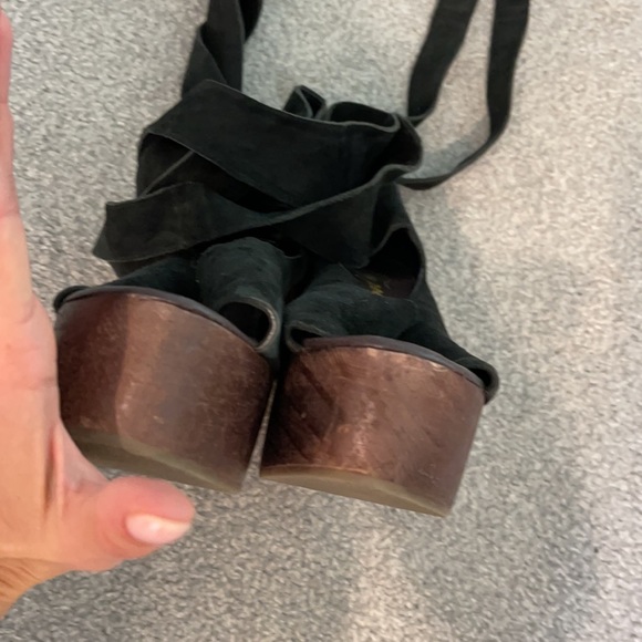 Free People Johnny Was Understated Leather Black Gladiator Platform size 40 - 9 - Picture 9 of 10